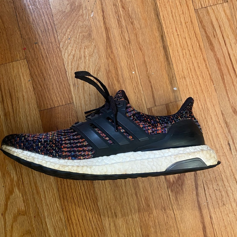 Adidas Ultra Boost - Multi Color